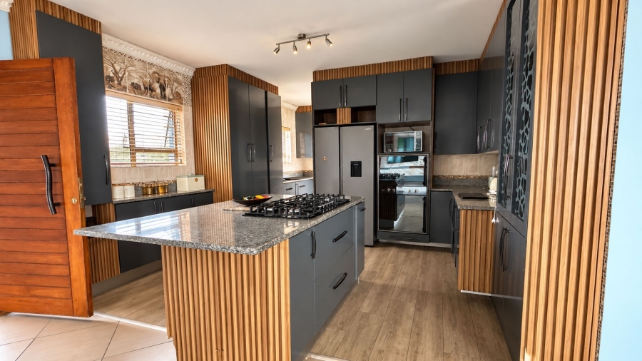 3 Bedroom Property for Sale in Bluewater Bay Eastern Cape